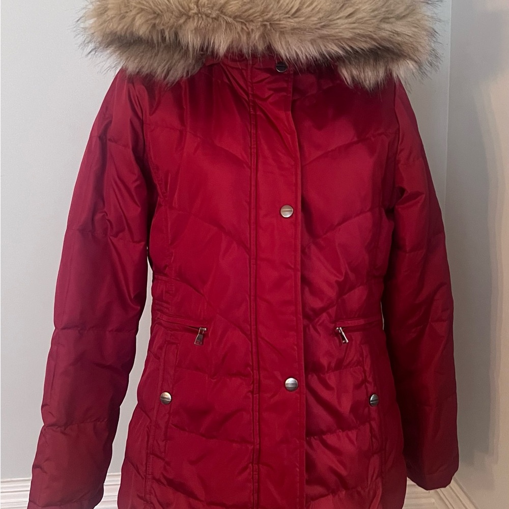 Larry Levine Red Puffer Jacket with Fur Trim